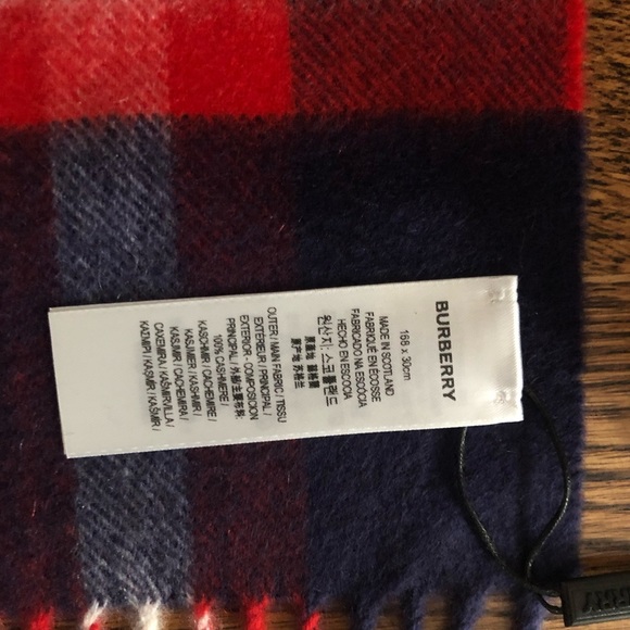 Burberry-Authentic Giant Check Cashmere Scarf NEW - Picture 8 of 12